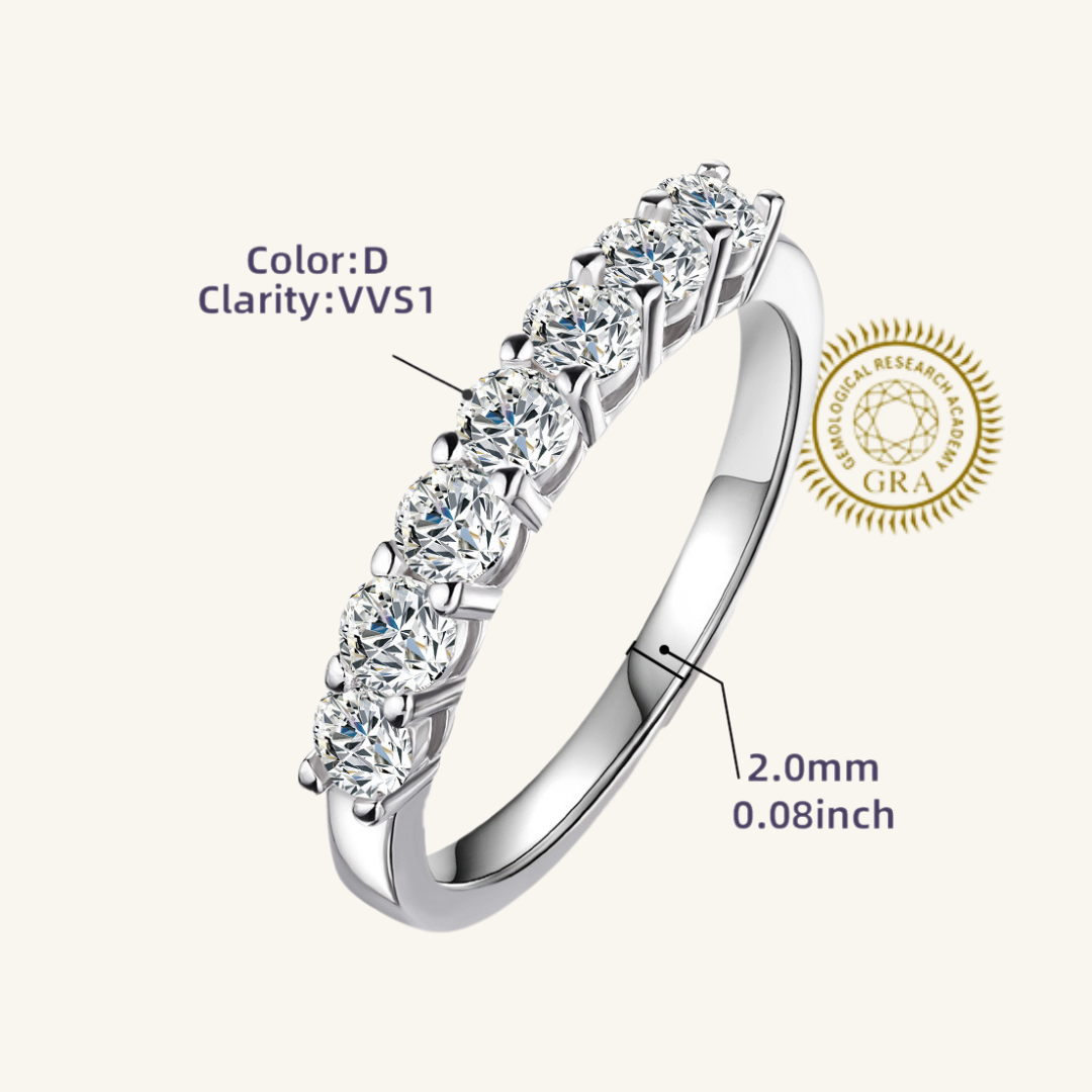Bague demi-éternité en moissanite et diamants audacieux 2.0