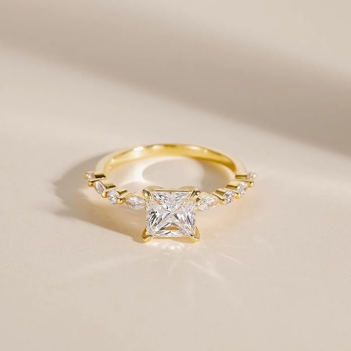 2 Karat Solitärring aus Sterlingsilber mit Prinzessschliff und Zirkonia im Kissenschliff