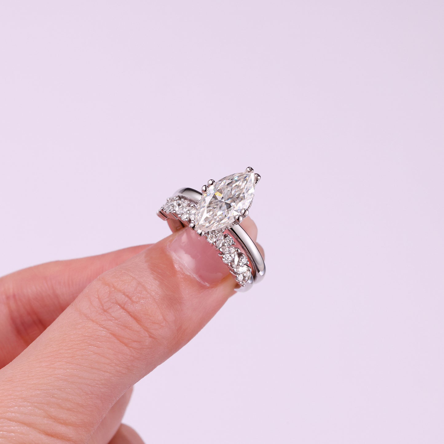 Luxury 5 Carat Round Cut Moissanite Engagement Ring(18)