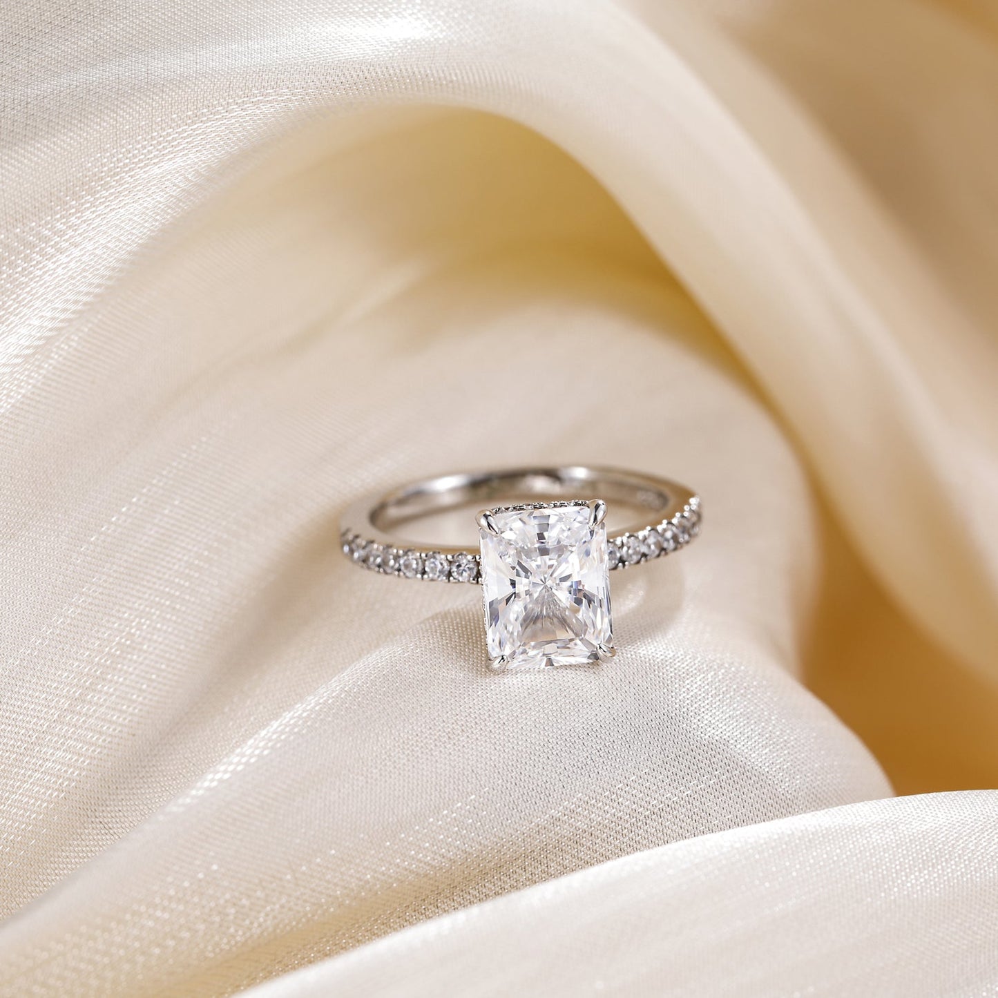 3CT Radiant Cut Solitaire Cubic Zirconia Wedding & Engagement Promise Rings