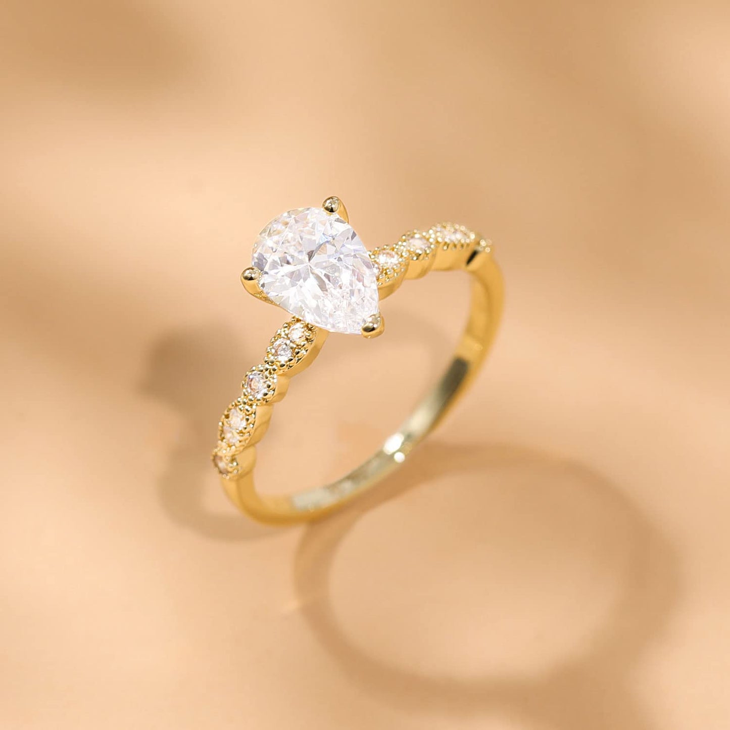 teardrop engagement rings, sterling silver rings, Eamti, teardrop ring, teardrop engagement ring, teardrop emerald ring, teardrop wedding ring, gold pear drop ring