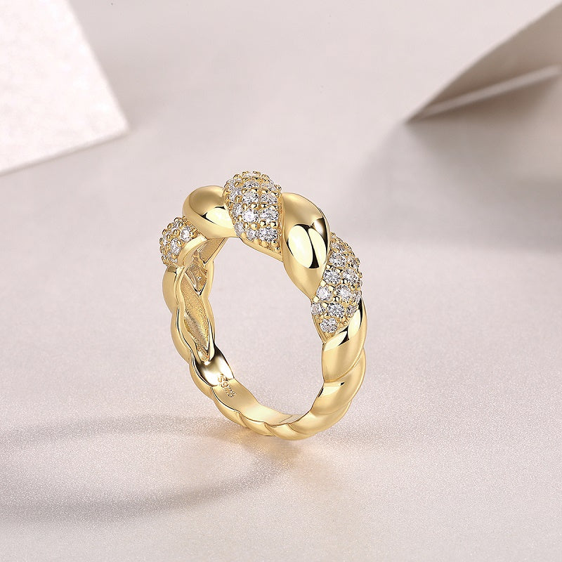 Luxury 5 Carat Round Cut Moissanite Engagement Ring(09)