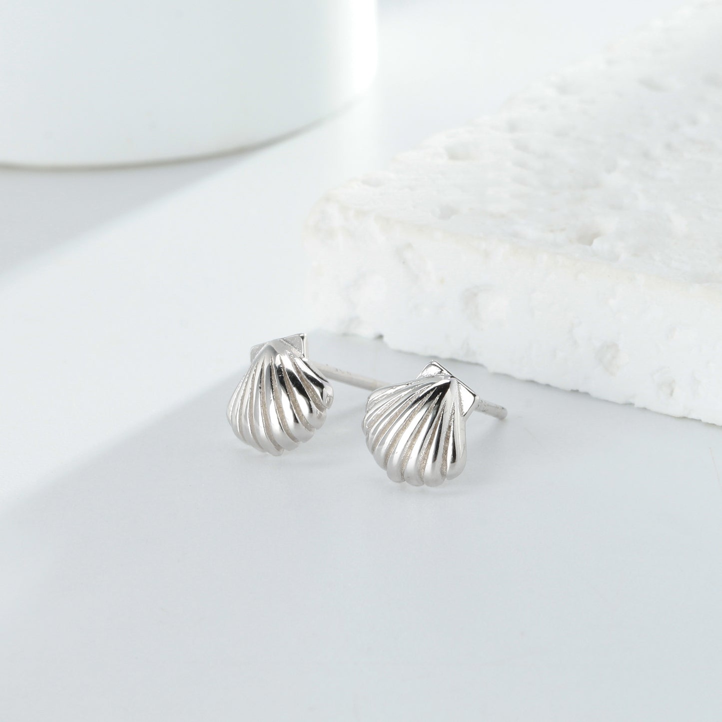 Mini Muschel Ohrstecker