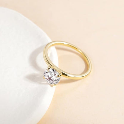 1,5 Karat klassischer runder Verlobungsring mit Zirkonia