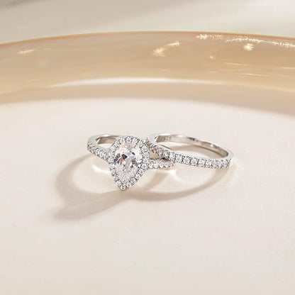 Bague halo en zircone cubique en forme de larme de 1,5 ct
