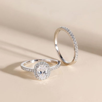 Bague de promesse en argent sterling 925 sertie d'un oxyde de zirconium ovale brillant de 1,5 carat