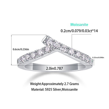 Moissanite Ribbon Diamond Wedding Band