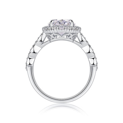 Luxury 5 Carat Round Cut Moissanite Engagement Ring（14）