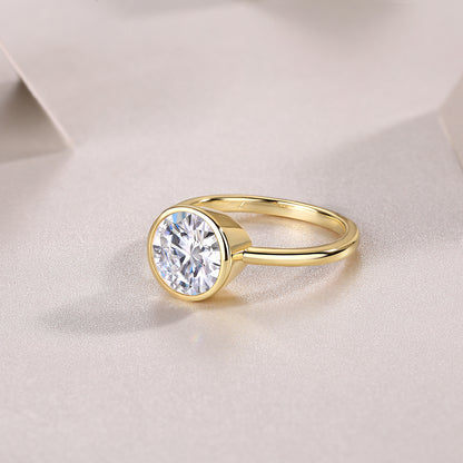 Luxury 5 Carat Round Cut Moissanite Engagement Ring（07）