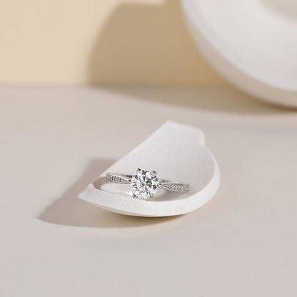 moissanite travel rings, round cut engagement rings, moissanite ring, moissanite wedding rings, affordable moissanite engagement rings, moissanite promise ring, 1ct moissanite rings